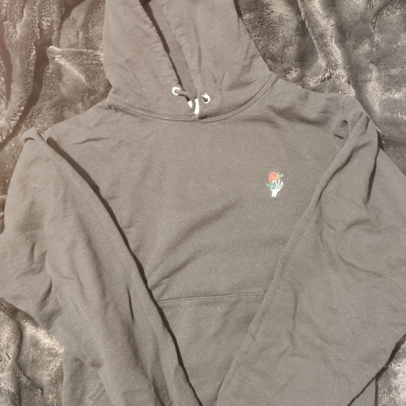 Black Skeleton Rose Hoodie - Picture 2 of 2